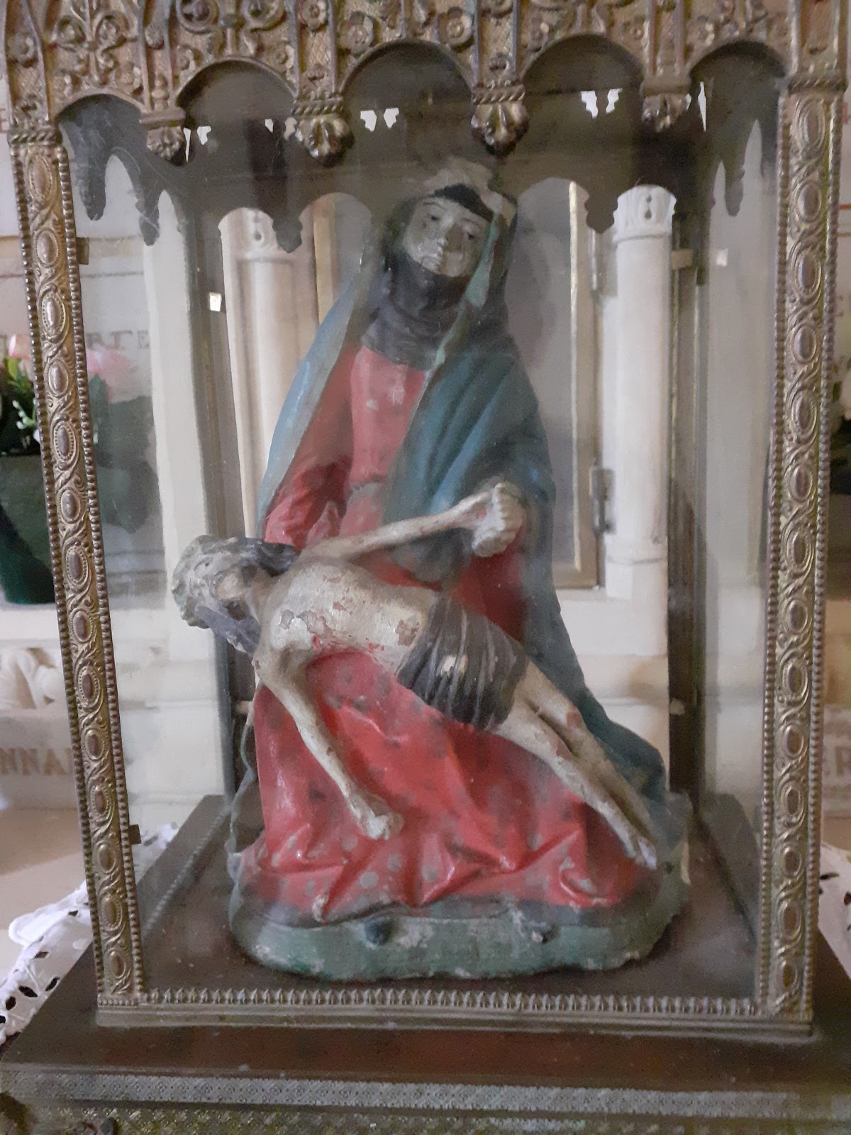 Statue Notre-Dame de Frasnay-Reugny